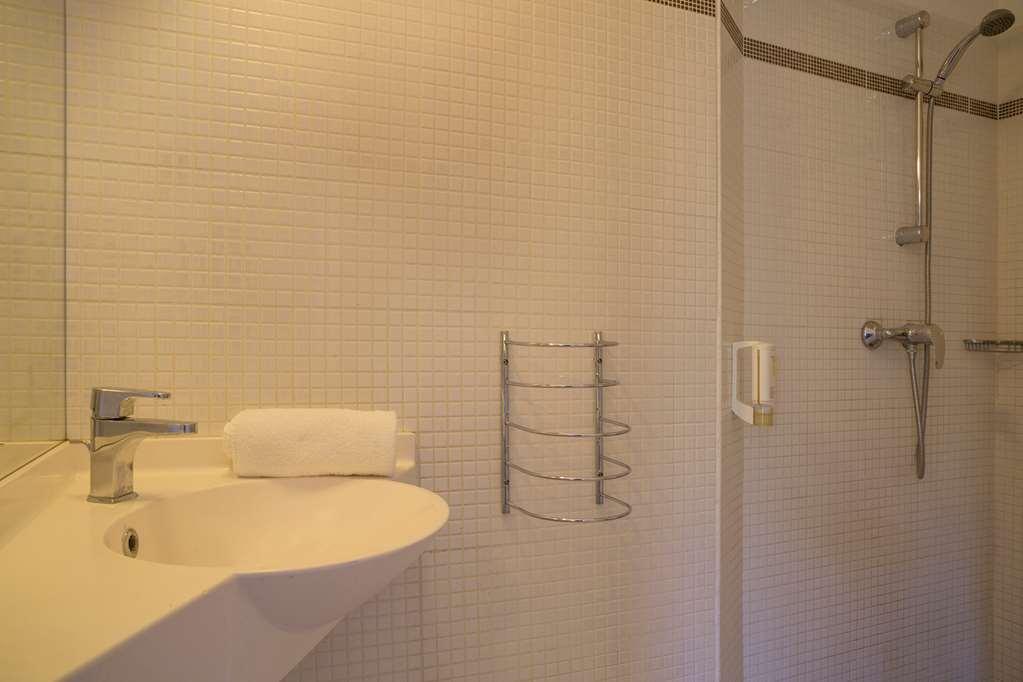 The Originals City, Hotel Novella Confort, Nantes Est Carquefou Amenities foto