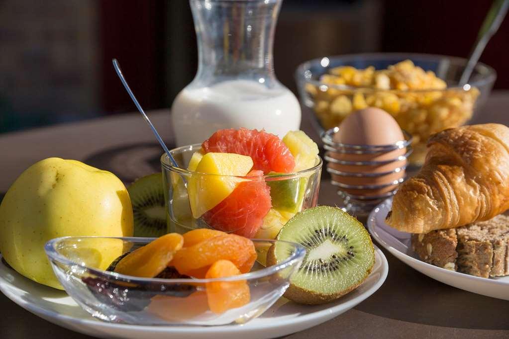 The Originals City, Hotel Novella Confort, Nantes Est Carquefou Amenities foto