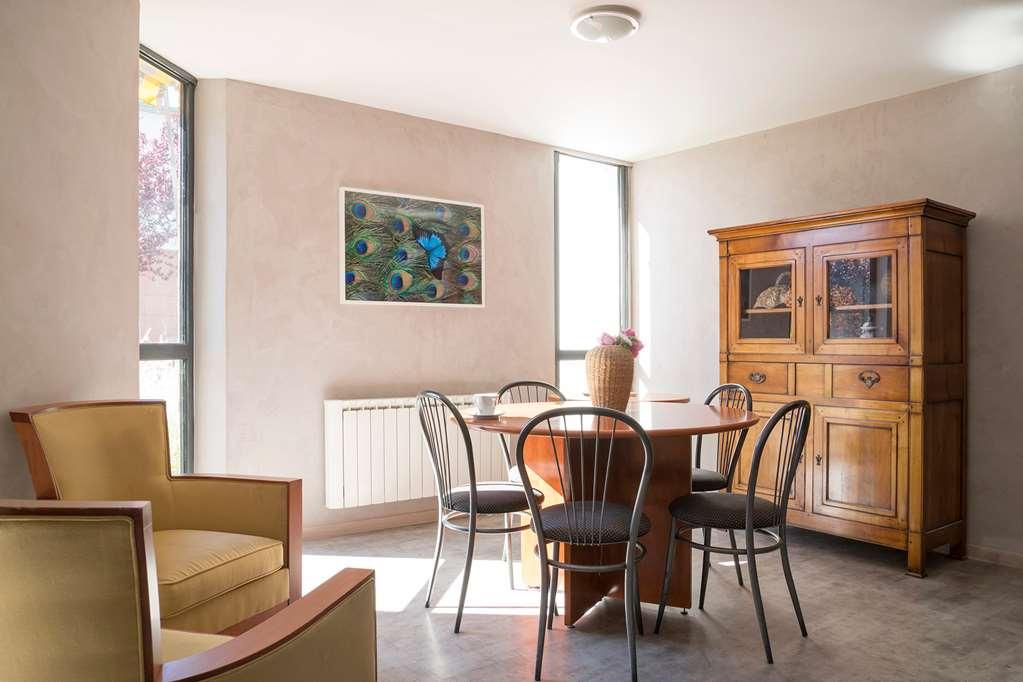 The Originals City, Hotel Novella Confort, Nantes Est Carquefou Servizi foto